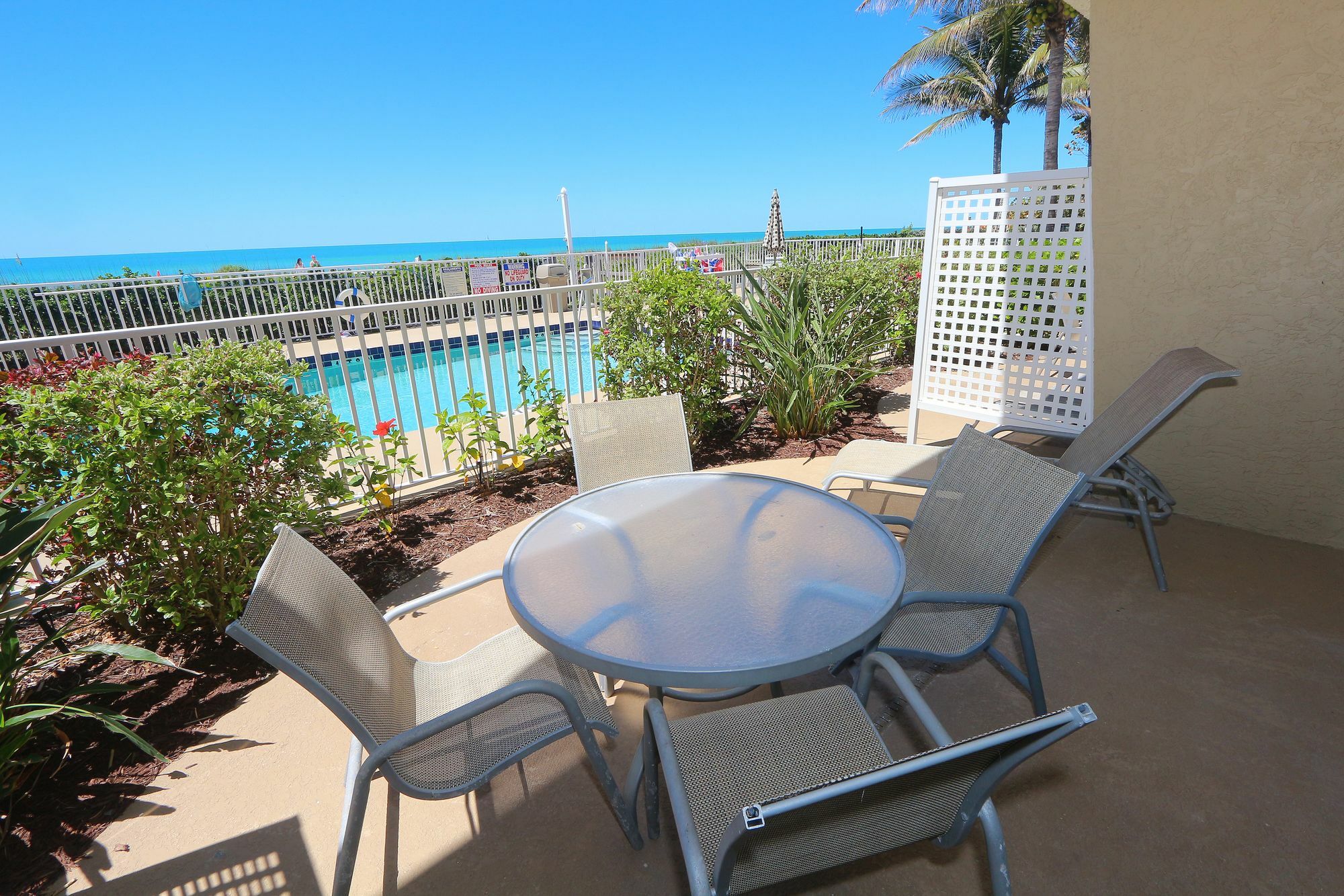 The Beach On Longboat Key Bagian luar foto